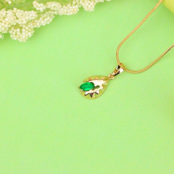 "Teardrop Leaf Pendant with Marquise Green Stone in Gold Finish, XPPT1726 - Picture 11 of 13